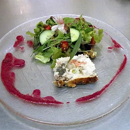Alojamento de Acomodação e Pequeno-almoço Retour Aux Sources 3*