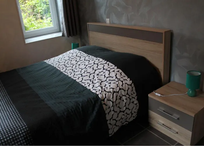 Retour Aux Sources Bed & Breakfast Meyras